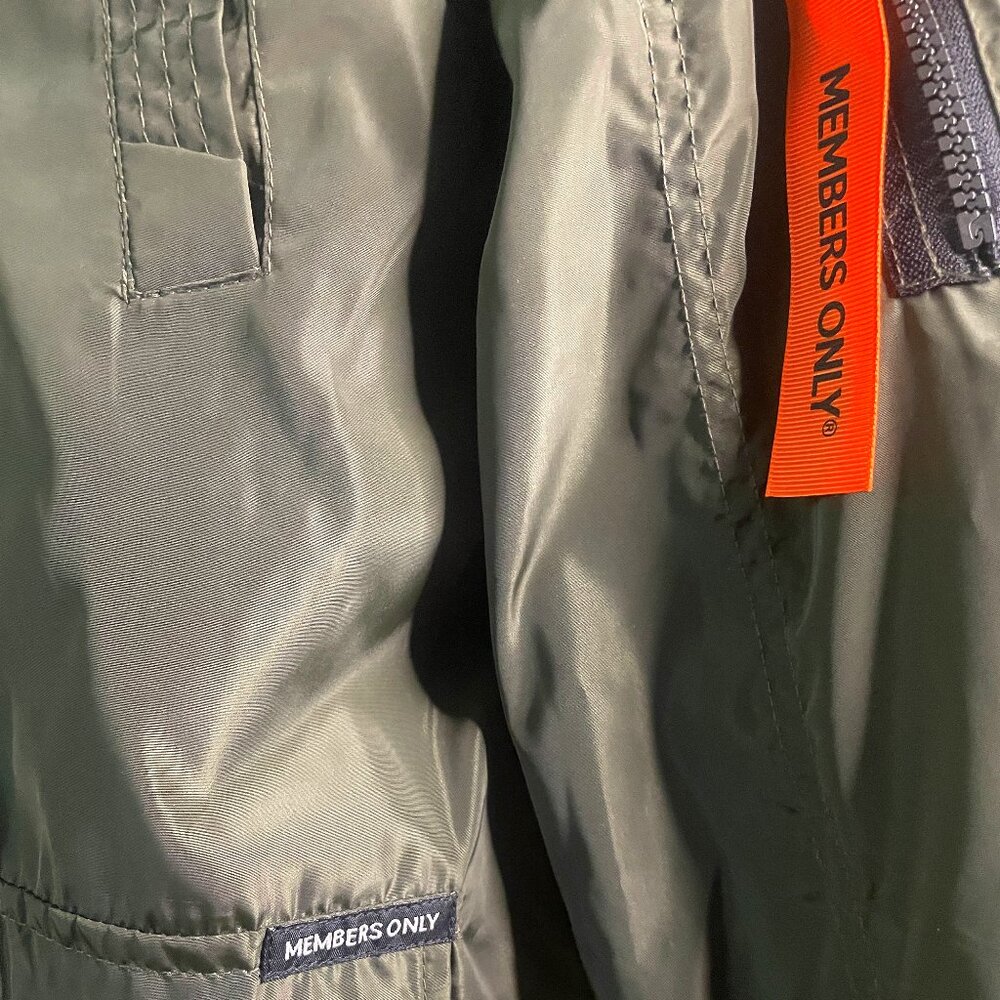 NWT - MEMBER'S ONLY - Green Anorak Jacket size 14/16 Youth
